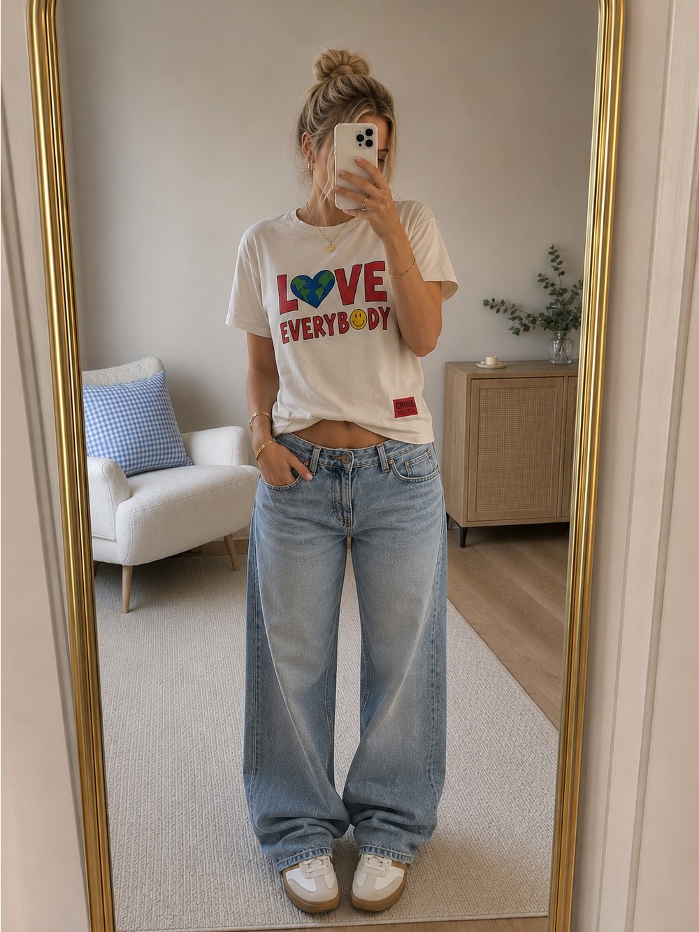 CHANGE Love Everybody Vintage Graphic Tee
